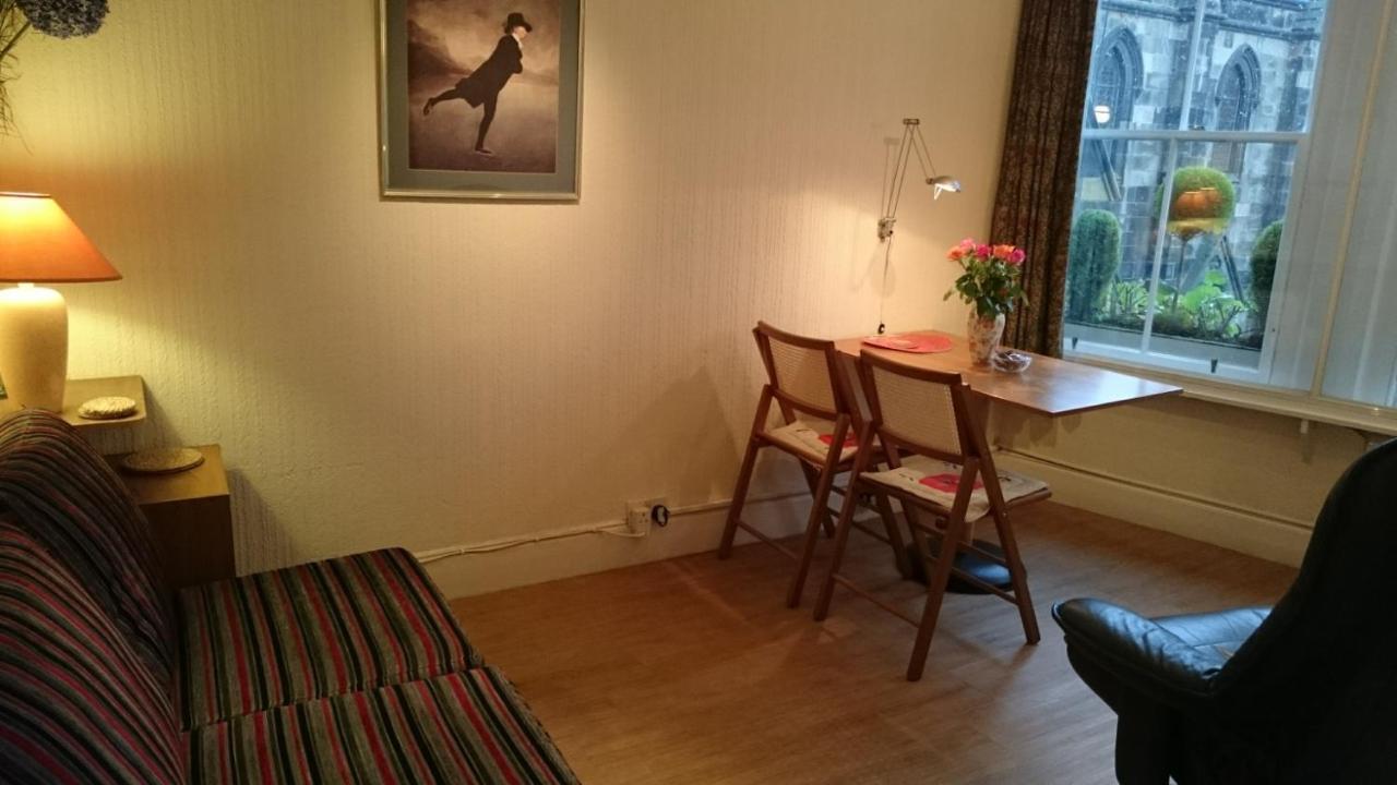 Royal Mile Apartment, 1 Minute From The Castle. Эдинбург Экстерьер фото