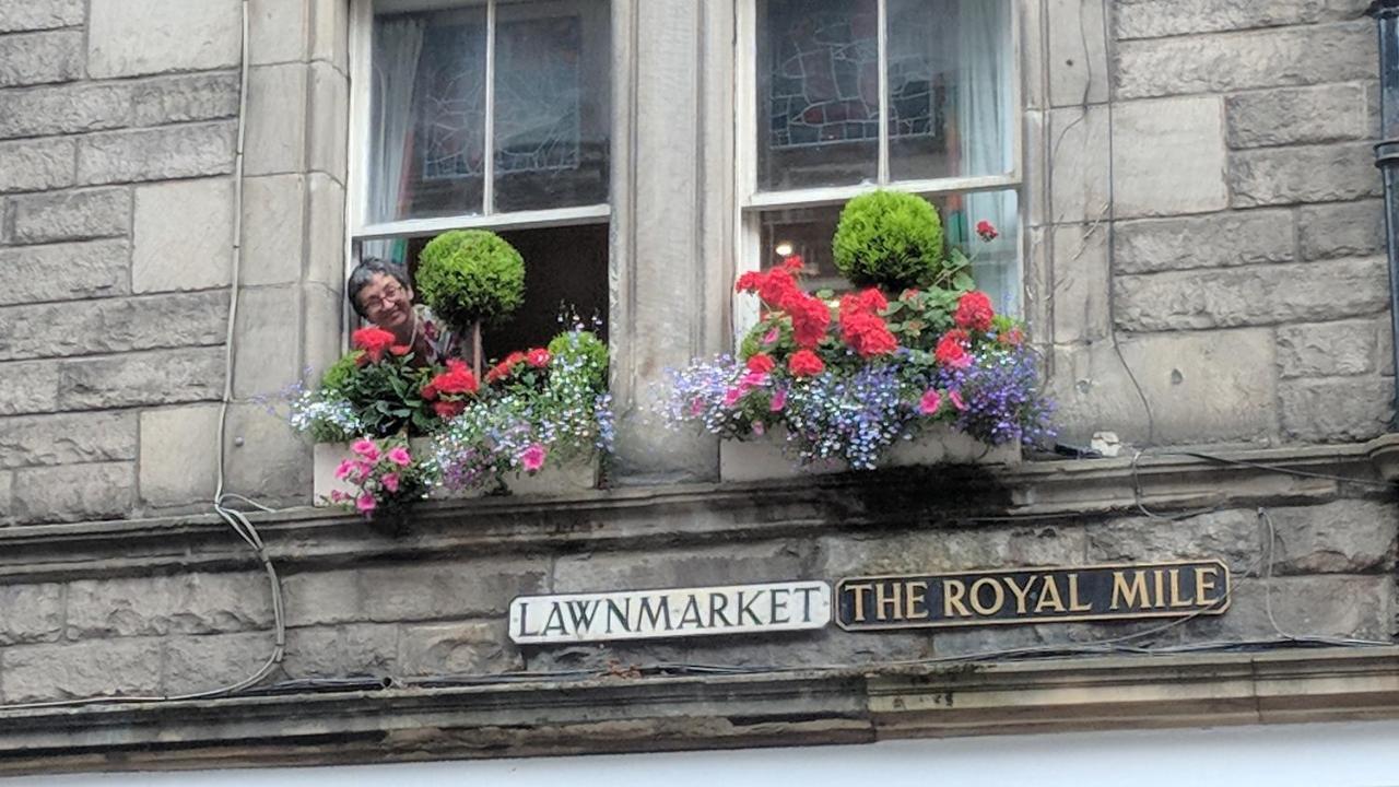 Royal Mile Apartment, 1 Minute From The Castle. Эдинбург Экстерьер фото